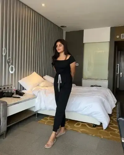 Call Girls Bayad Cash On Delivery